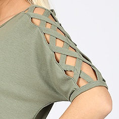 4550 1/4S Criss Cross Shoulder HiLo Hem TOP in LT OLIVE