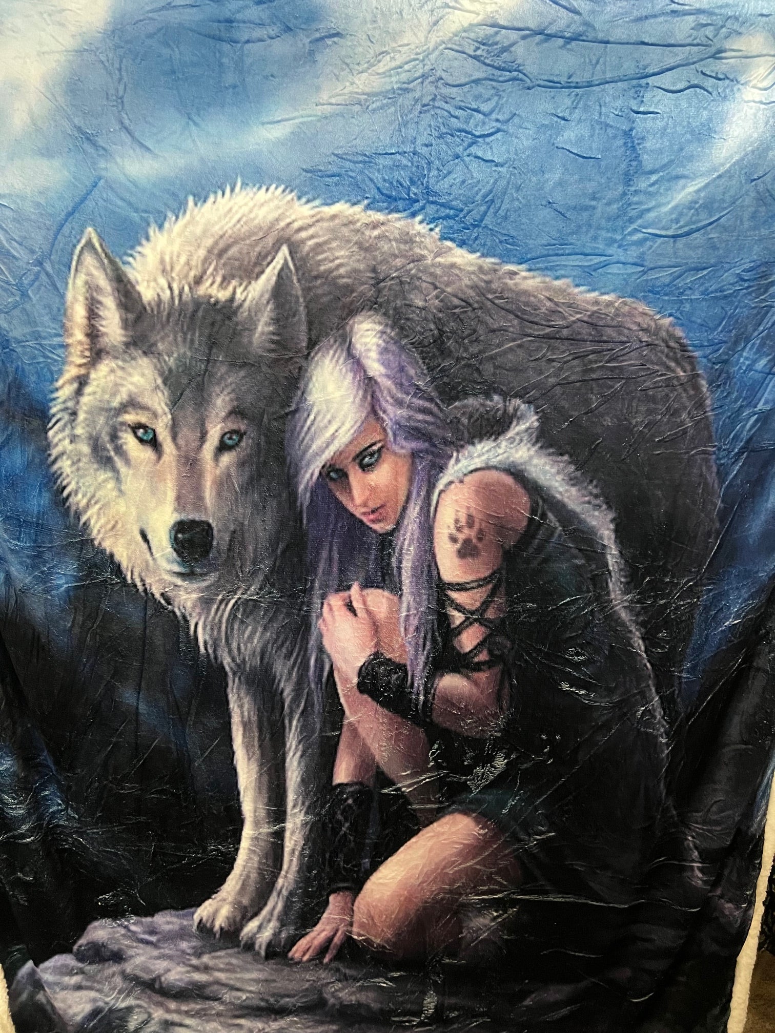 70008 Wolf Princess Sherpa Blanket JV-123