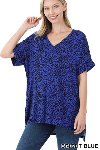 11192 1/4S Rolled V Neck HiLo TOP in BRIGHT BLUE LEO