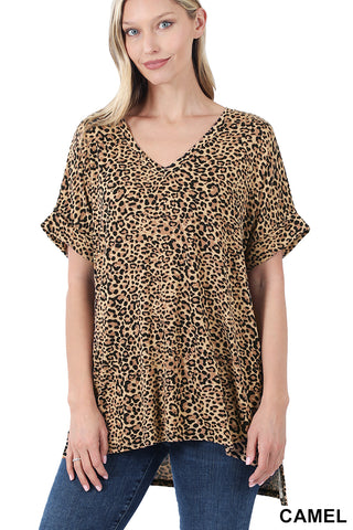 11193 1/4S Rolled V Neck HiLo TOP in CAMEL LEO