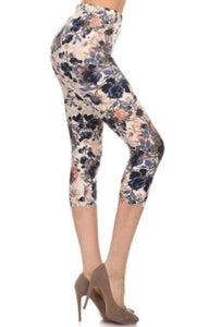 2015c A Touch of Cobalt Floral CAPRIS