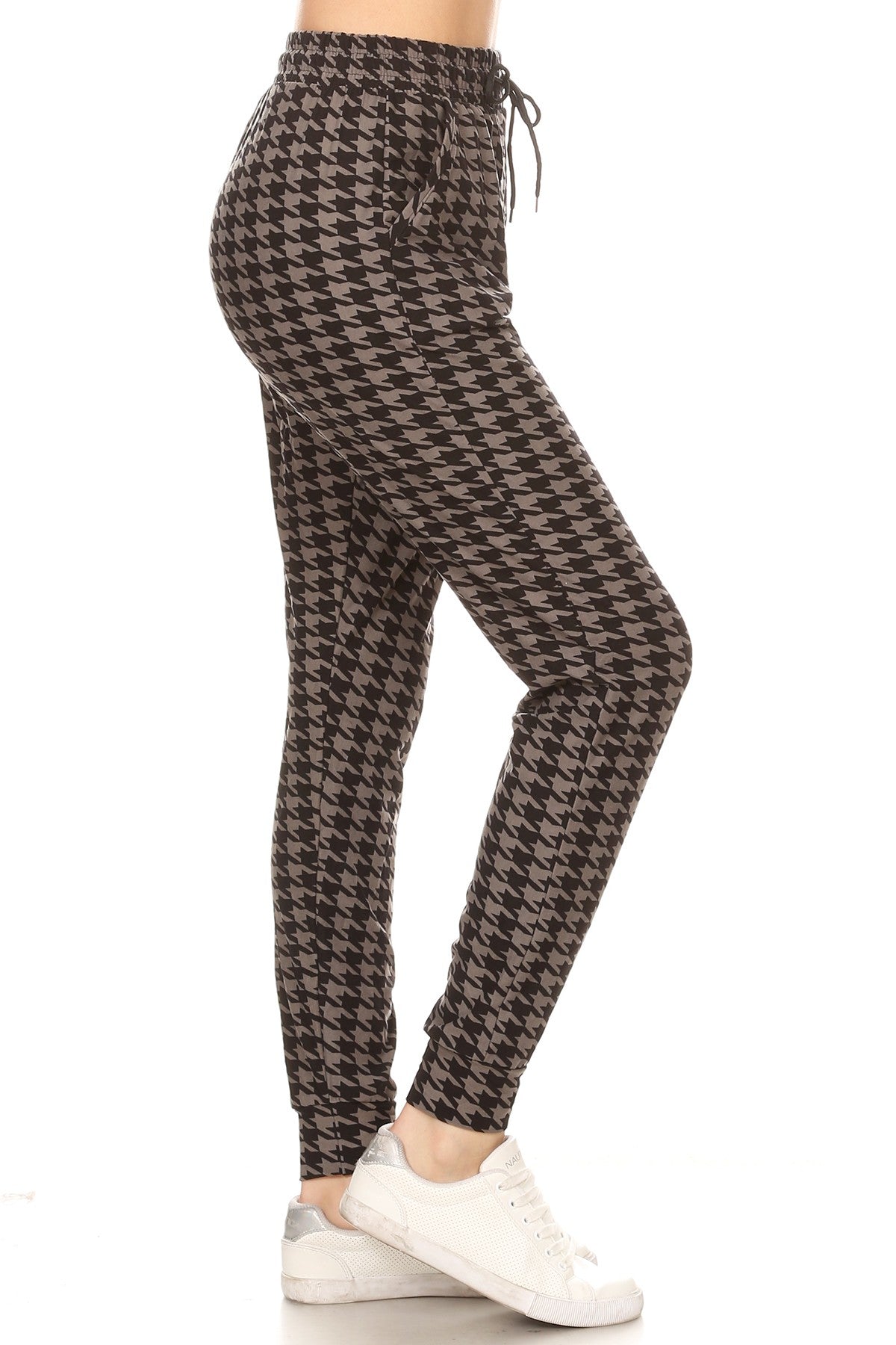 2472j Houndstooth On Grey JOGGERS