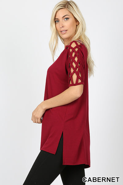 4563 1/4S Criss Cross Shoulder HiLo Hem TOP in CABERNET
