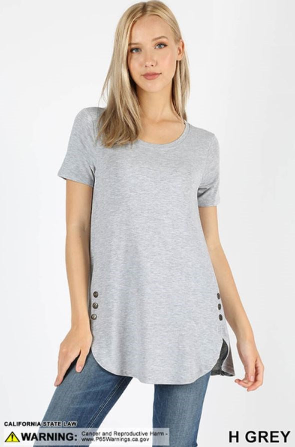 4663 1/4S Dolphin Hem w/ Side Buttons TOP in HEATHER GREY
