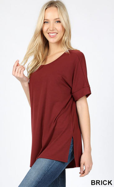 4682 1/4S Rolled R Neck HiLo Side Slit TOP in BRICK