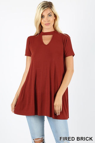 526 Short Sleeve Choker Neck TOP w/ Pockets in FIRED BRICK